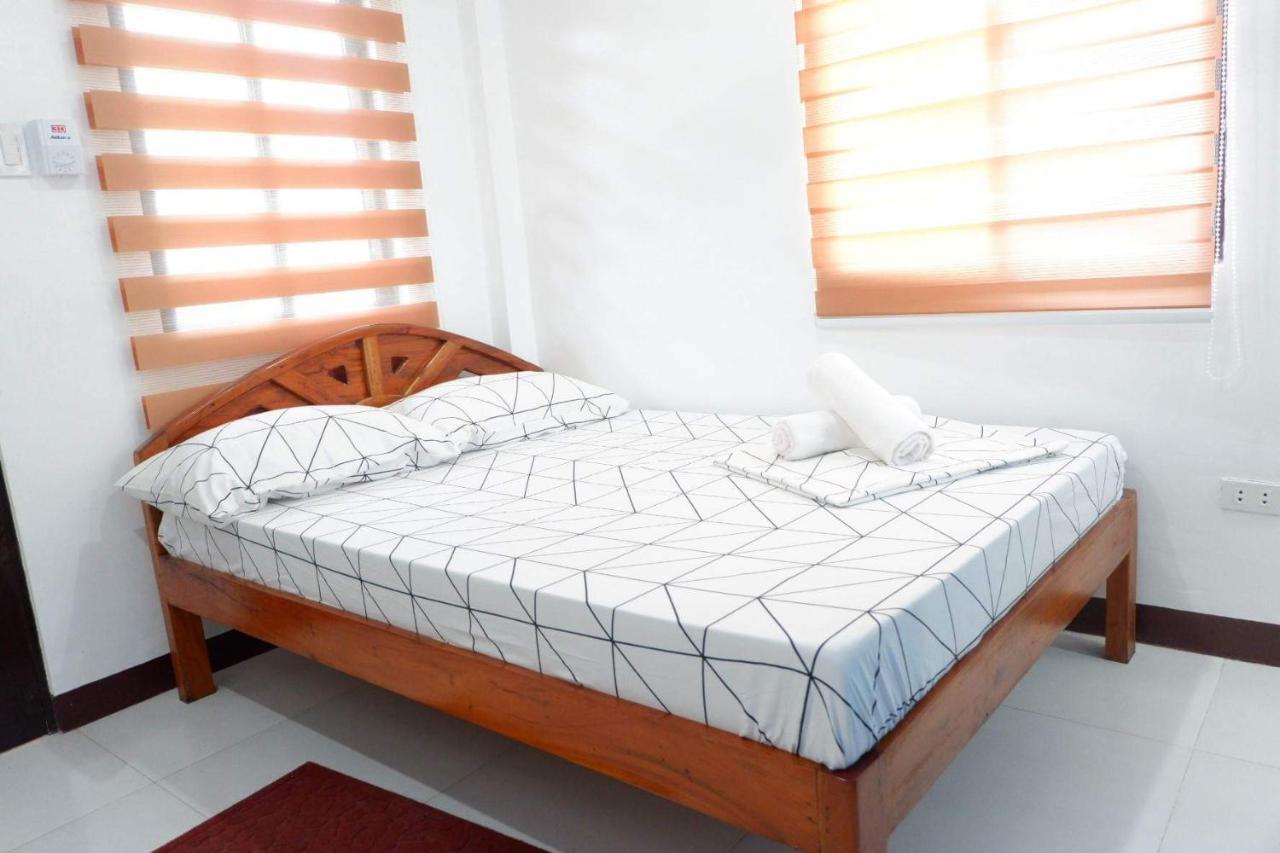 Princesa Michaella Hostel Itaytay エクステリア 写真