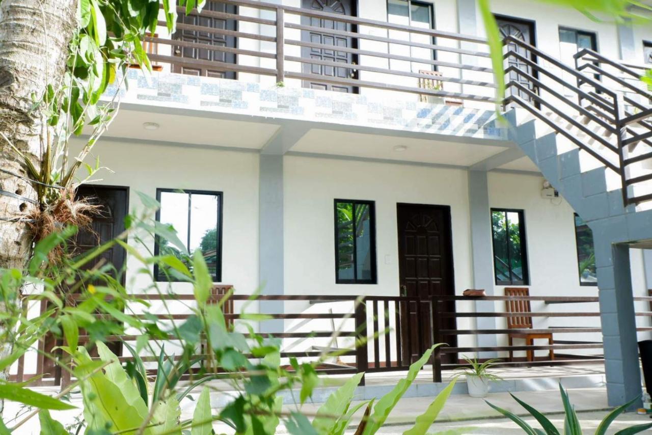 Princesa Michaella Hostel Itaytay エクステリア 写真