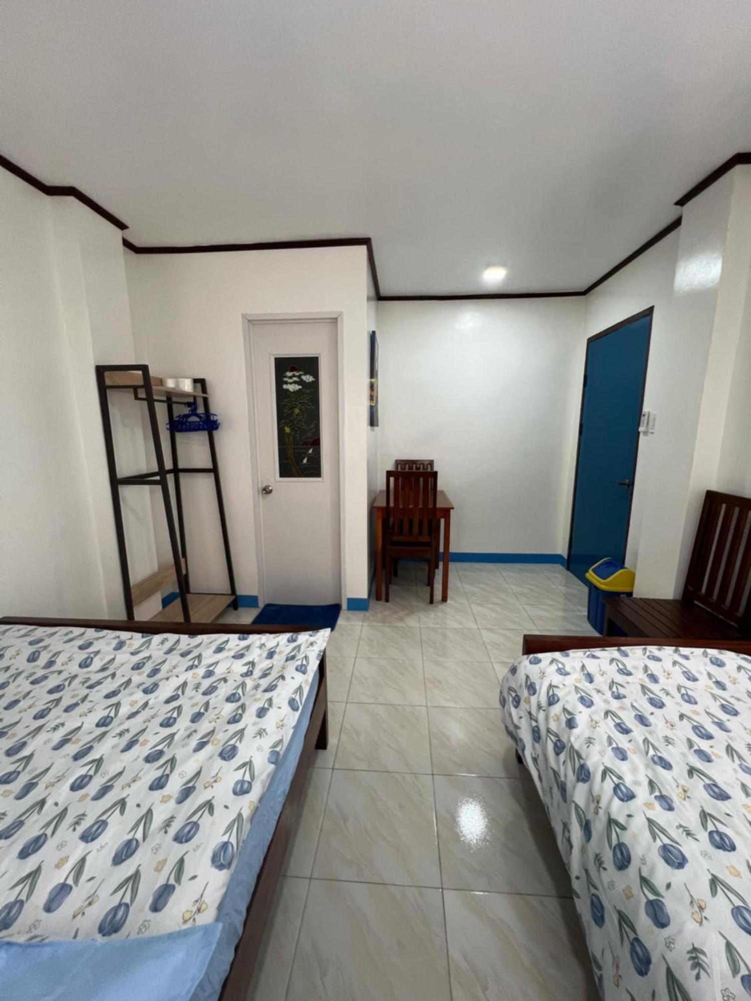 Princesa Michaella Hostel Itaytay エクステリア 写真